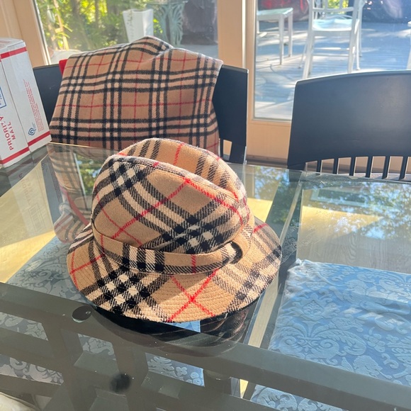 Burberry Tan and Black Checkered Hat - Picture 1 of 6